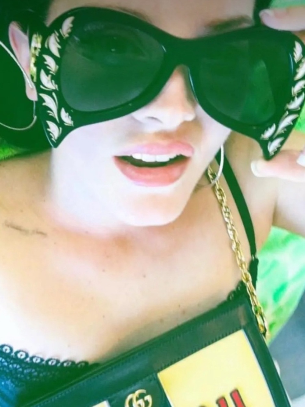 Lana Dey Rey sunglasses Gucci identical gucci season 2018 purple sunglass lenses